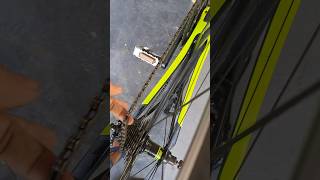 Bagaimana Wheelset Quick Release dilepas roadbike tips servicesepeda [upl. by Letnahc]