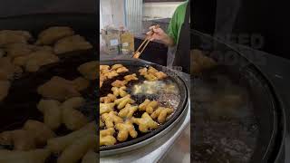 Grandma making deep fried patongo  Chumpol Patongo Buriram [upl. by Mullins]