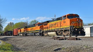 4920  BNSF B408W 524 leads BNSF LCHI6571 [upl. by Erreipnaej995]