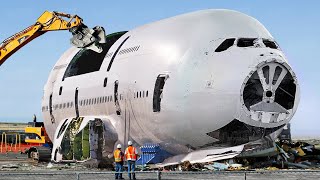 What Happens to World Biggest Aircraft When Nobody Want to Buy Them Anymore [upl. by Ydnab]