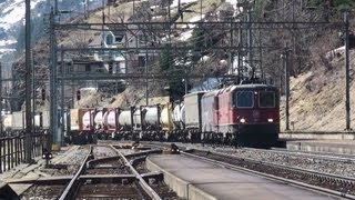 Züge am Gotthard Re 1010 in Amsteg Silenen mit Güterzug [upl. by Aubin473]