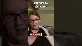 Hunderte Euro für Socken  Armes Deutschland  RTLZWEI Dokus [upl. by Adda869]