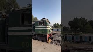 Train Departure whistle pakraillive railway pakrailz train pakrailroads railroad pakrail [upl. by Johen583]