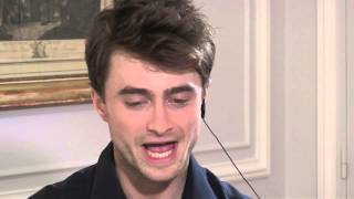 Daniel Radcliffe prêt à tout pour un rôle  Pas sûr [upl. by Down173]