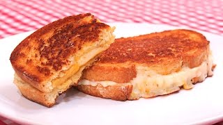 Cómo hacer el Sandwich de Queso Perfecto  Receta Fácil [upl. by Kalikow836]