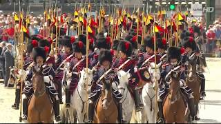 Défilé  21 juillet 2017  Fête nationale belge [upl. by Amlev436]