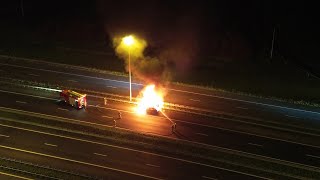 Hoofdrijbaan A15 bij Gorinchem dicht na autobrand [upl. by Fridell]