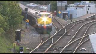 Irish Rail 071 class loco 088 on Tara Mines out of Drogheda [upl. by Annaoy]