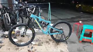 SANTACRUZ BRONSON DAN YETI SB6 CARBON ⭐⭐⭐⭐⭐ MTB SULTAN [upl. by Grearson]