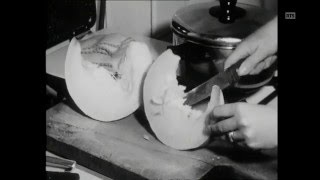 Recette culinaire  Soupe à la courge 1964 [upl. by Lyckman]