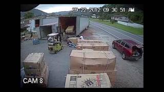 Accidentes de carretillas elevadoras FORKLIFT FAILS [upl. by Dylane475]