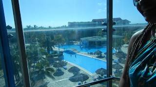 HOTEL MUTHU PLAYA VARADERO CUBA🌸IN A GLASS ELEVATOR [upl. by Winnifred998]