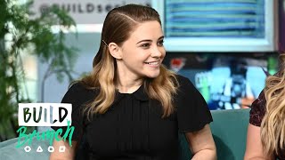 Josephine Langford Hero FiennesTiffin amp Anna Todd Join The Table [upl. by Marquita]