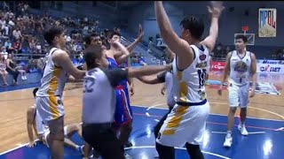 Danny Marilao and Mark Montuano Scuffle  Sarangani vs Bacoor MPBL [upl. by Argent]