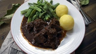 Hirschgulasch selber machen  Rezept und Anleitung  Natürlich Lecker [upl. by Yesrej695]