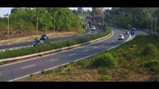 Catania  Vaga pericolosamente in stato confusionale sull’autostrada A18 [upl. by Alamak]