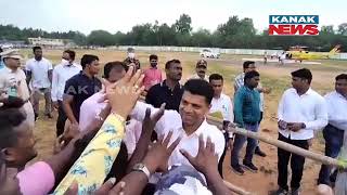 5T Secretary VK Pandian Visits Angul Offers Prayer At Maa Hingula Temple [upl. by Weitman]