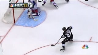 Alec Martinez wins the 2014 Stanley Cup for Los Angeles Kings in 2OT [upl. by Premer]