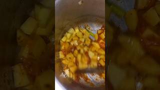 Alu karahi recipe  how to make alu karahi trending viralvideo recipes alurecipe [upl. by Churchill]