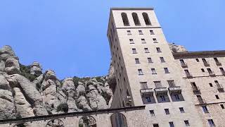 DIVERSAS formas de llegar a la MONTAÑA y MONASTERIO de MONTSERRAT Barcelona España monasterio [upl. by Tterrej]