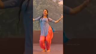 Sai Pallavi  saipallavi dancevideo saipallavicraze saipallavistatus crazy fans [upl. by Ainnos996]