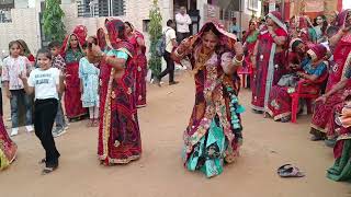 lamba lamba Ghunghat Shekhawati wedding danceshekhawatijatni wedding dance [upl. by Anallij]