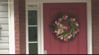 Centerville police warn 100 people soliciting from doortodoor [upl. by Ettevey433]