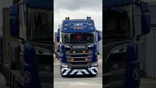 Scania Super 590S Pure V8 Engine Sound  LMP Transport UK scaniav8power truckspotting v8 scania [upl. by Myrlene]