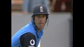 Nick Knight 73 vs New Zealand 2002 [upl. by Odrautse784]