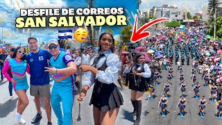 Así se vivió el DESFILE de CORREOS en SAN SALVADOR 🥳🇸🇻 ¡Una locura 🎉 [upl. by Jsandye268]