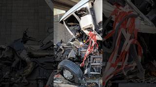 Tödlicher LKW Unfall Bergung A46 Sattelzug Zugmaschine Vollsperrung [upl. by Hendrik]