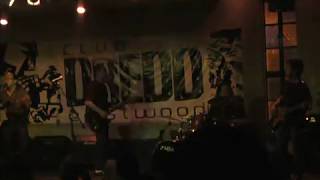 RIZAL UNDERGROUND  Bilanggo Live at Club Dredd [upl. by Leunamne]