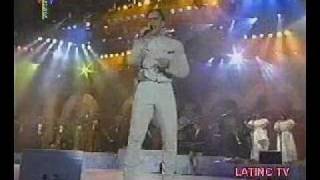 alejandro fernandez  como quien pierde una estrella livewmv [upl. by Ahsemrak89]