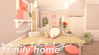 ROBLOX  Bloxburg One Story Family Blush Home [upl. by Selena647]