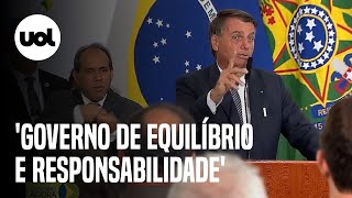 Aniversário de Bolsonaro presidente compara data com equinócio de outono governo de equilíbrio [upl. by Christen127]