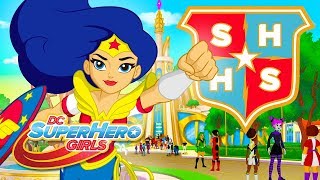 Regreso a clases  DC Super Hero Girls [upl. by Yelyk]