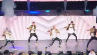 CNCO concert performing Estoy Enamorado de ti performance live on stage [upl. by Occer33]