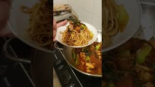 Nouille sauter youtube food cuisine cooking [upl. by Adnilemre]