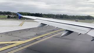 4K  American Airlines A321 BUMPY Takeoff from Charlotte Intl Airport CLT [upl. by Fryd]