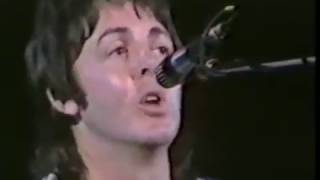 Paul McCartney Blackbird Live Wings [upl. by Marmaduke]