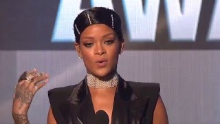 Rihanna Wins Iconic Award  AMA 2013 [upl. by Aurelia]