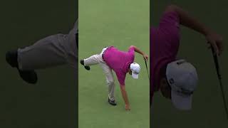 Robert Streb accidentally broke his putter and finished the round using a wedge as a putter 😲 [upl. by Romeyn]