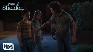 Young Sheldon Sheldon George and Missy Steal Meemaws Car Season 1 Episode 3 Clip  TBS [upl. by Berk191]