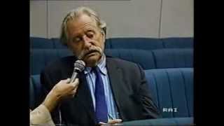 TGR RAI  Lillo Gullo intervista Ettore Sottsass 2051992 [upl. by Aimil]