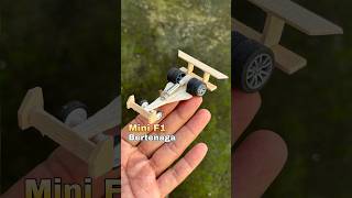 DIY creative mobil super mini F1 bertenaga baterai jam diy creative toys tutorial car f1 [upl. by Amalee349]