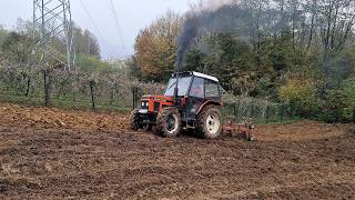 Zetor 6245  Oranje pregnojene njive UZBRDO Pun gas i oblak dima  Vogel amp Noot HF L800 [upl. by Godber]