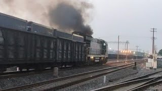 【China Railway】Freight train 86452 depart at Maanshan Railway station with flame and heavy smoke [upl. by Dwyer]