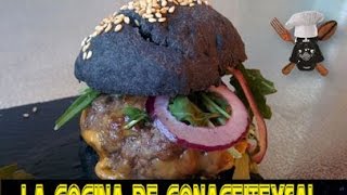 Hamburguesa de Ternera rellena de Foie y trufa rallada o una darth vader black burger [upl. by Emmanuel332]