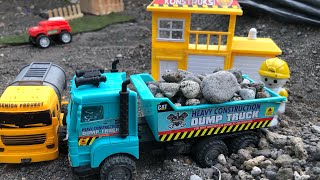 TRUK MINATUR  TRUK KUNING MINI LAGI KERJA PROYEK excavator dumptruck [upl. by Ynamad504]