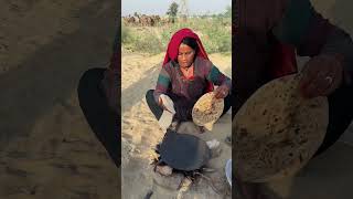 Desert women life in pakistan villagelifepakistan desertwomen shortfeed [upl. by Landis]